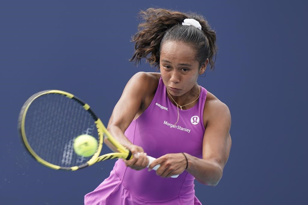 Le match de Leylah Annie Fernandez remis à jeudi au tournoi de tennis de Charleston