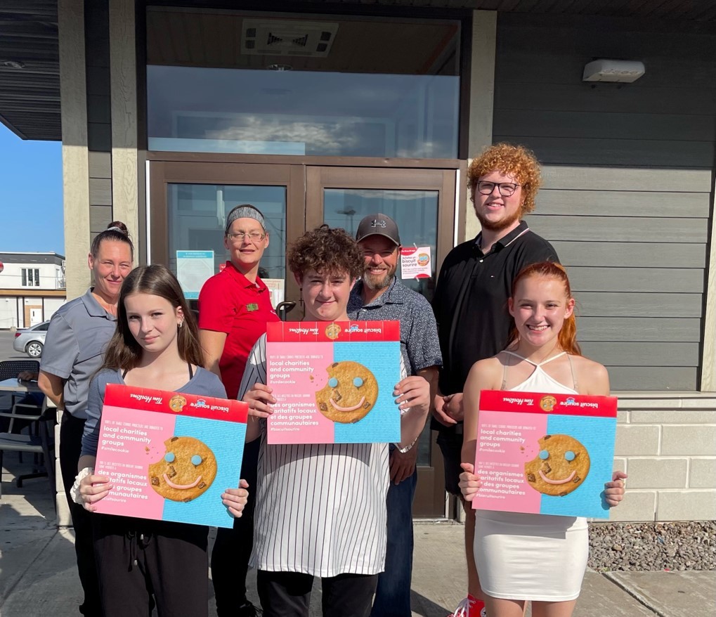Biscuits sourire de Tim Hortons : la maison de jeunes L’Éveil Jeunesse recevra des dons 