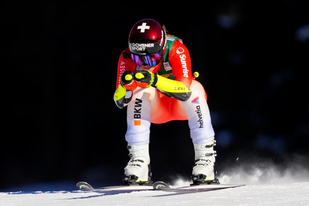 La Suissesse Corinne Suter remporte l’épreuve du super-G à Lake Louise