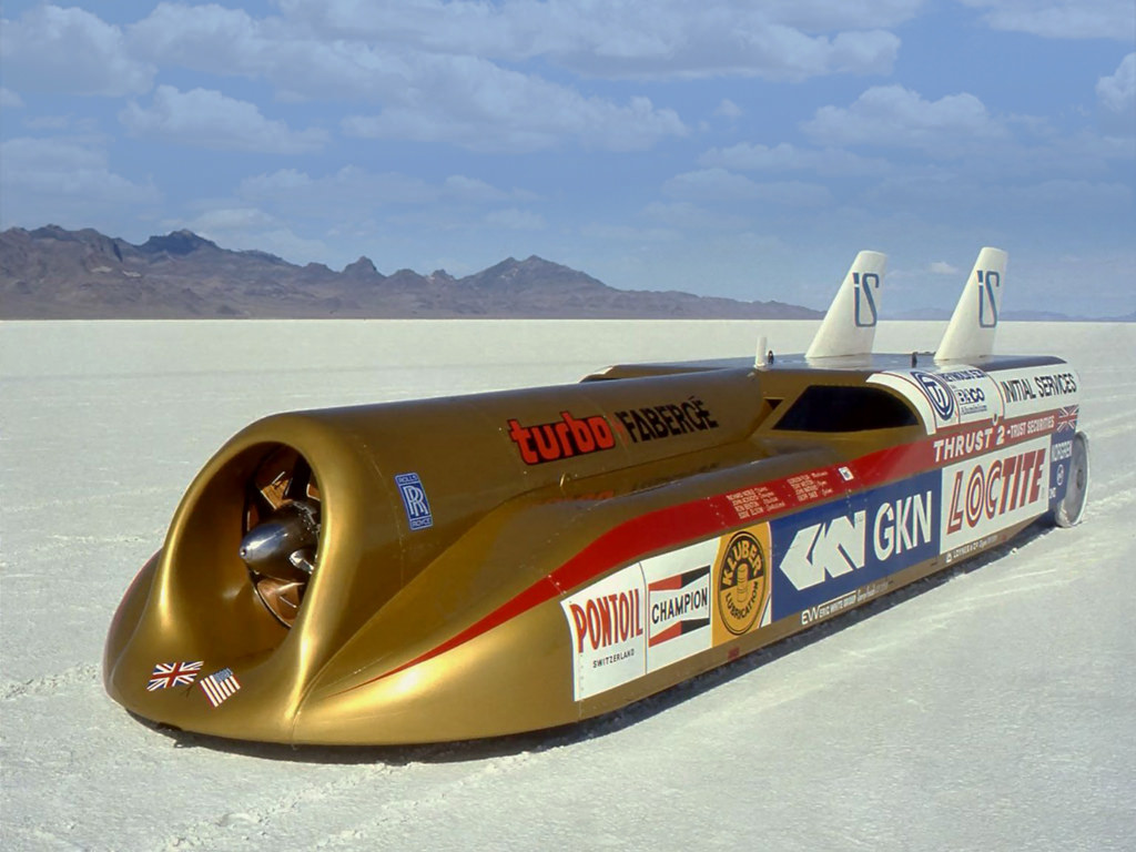 Il vise le record du monde de vitesse avec un kart équipé d'un moteur  d'avion de chasse